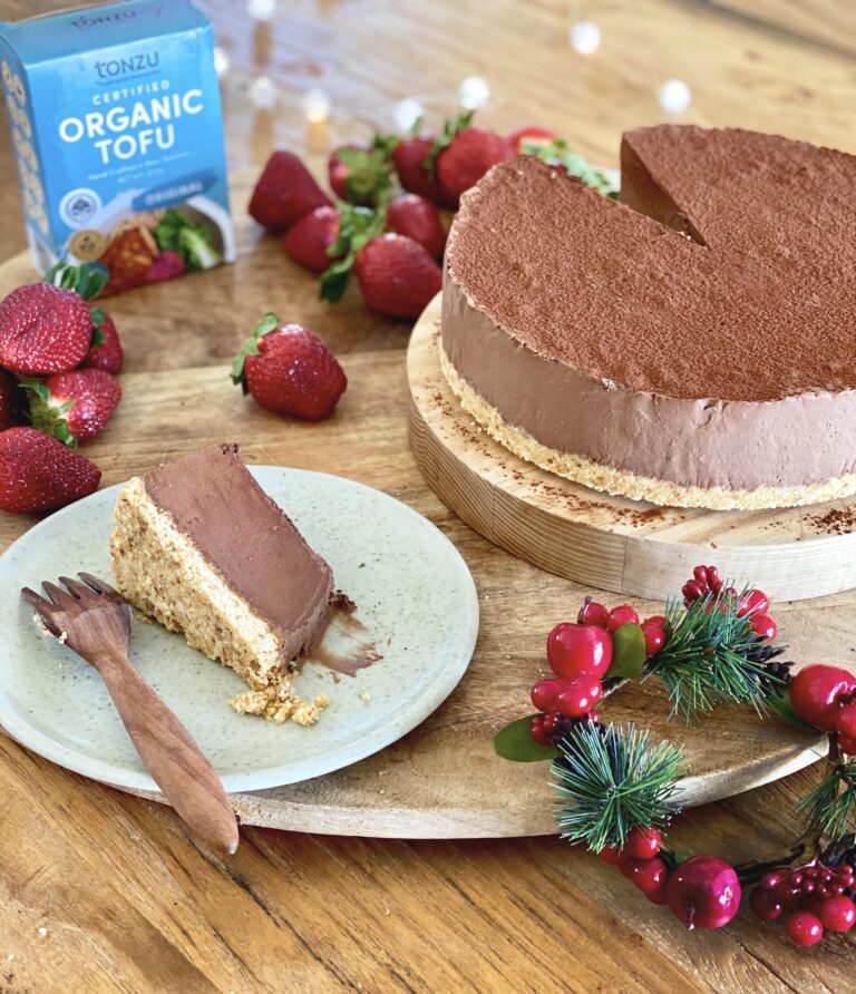 ChelseaWinter.co.nz Chelsea's Chocolate Christmas Cheesecake